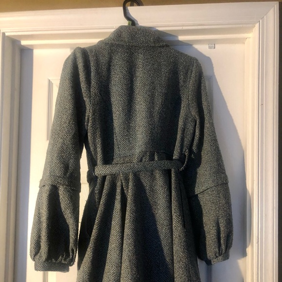 XOXO trench coat with lantern sleeves M - Picture 7 of 8